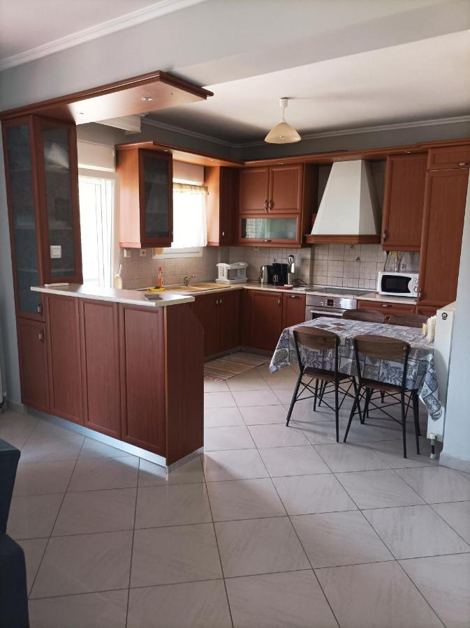 Soyzana Family Apartment Peraía 외부 사진