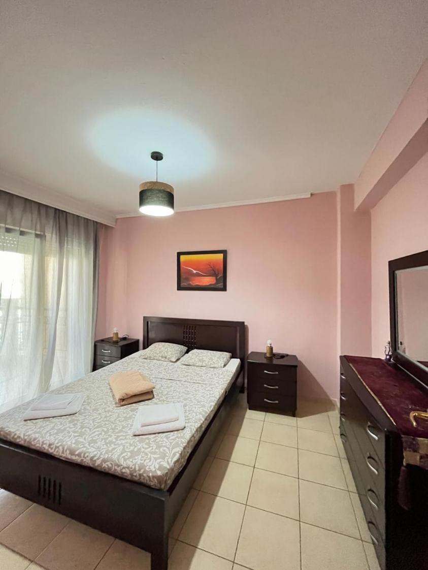 Soyzana Family Apartment Peraía 외부 사진